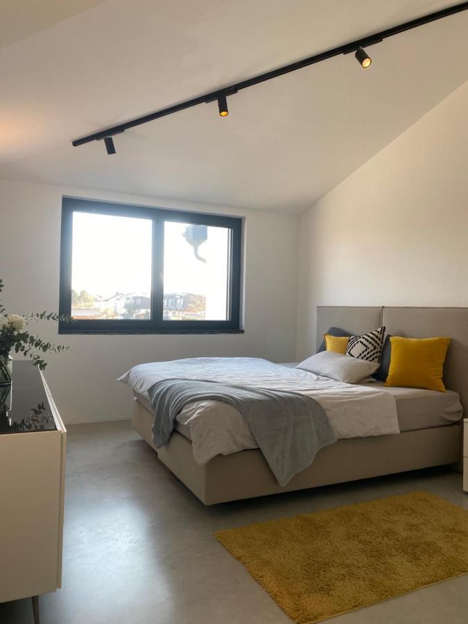Stephanskirchen Moderne Ferienwohnung מראה חיצוני תמונה