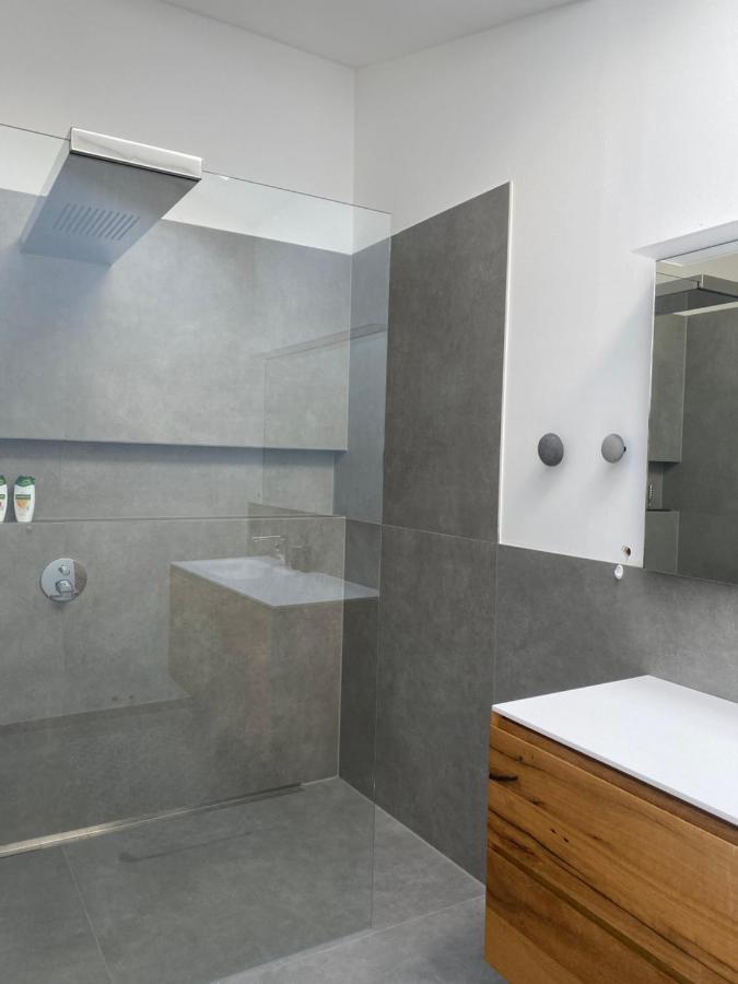 Stephanskirchen Moderne Ferienwohnung מראה חיצוני תמונה